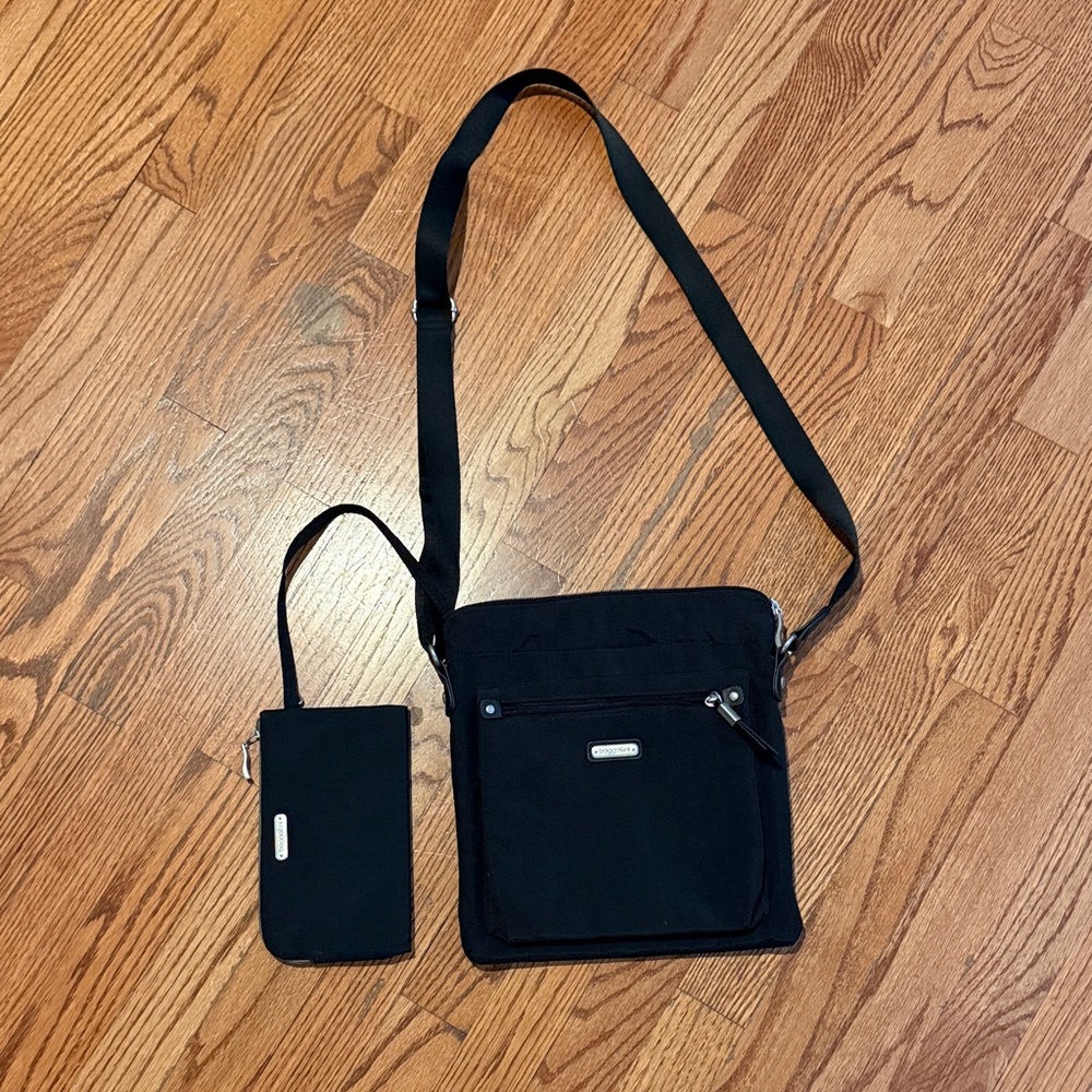 Baggallini Black Crossbody Bag Set